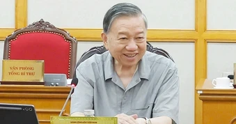 Bộ Chính trị họp đánh giá 3 năm thực hiện Nghị quyết 31 về phát triển TPHCM