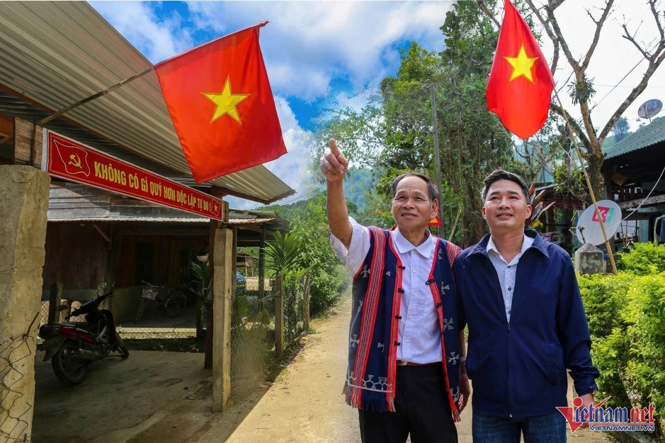 Bộ Chính trị: Kết thúc hoạt động Ban Chỉ đạo thực hiện quy chế dân chủ các cấp Bộ Chính trị: Kết thúc hoạt động Ban Chỉ đạo thực hiện quy chế dân chủ các cấp