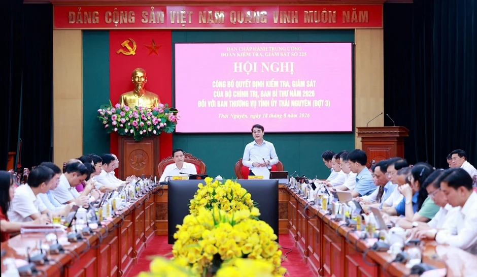 Bộ Chính trị kiểm tra, giám sát (đợt 3) tại Thái Nguyên Bộ Chính trị kiểm tra, giám sát (đợt 3) tại Thái Nguyên