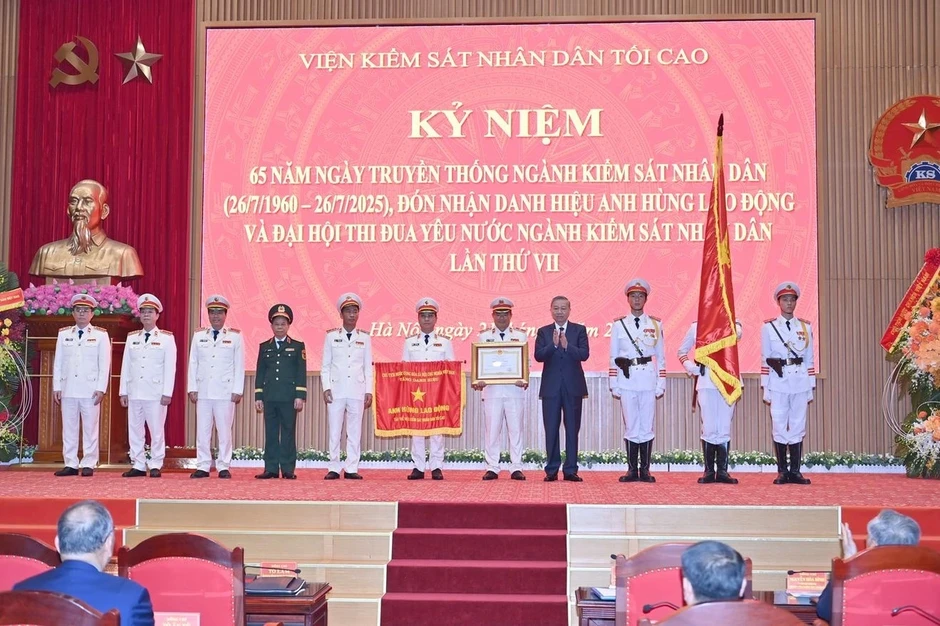 Bộ Chính trị: Nghiên cứu cơ chế thu hồi, xử lý tài sản không qua kết tội Bộ Chính trị: Nghiên cứu cơ chế thu hồi, xử lý tài sản không qua kết tội