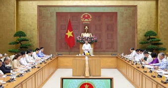 Bộ Chính trị ra quyết định về chức năng, nhiệm vụ, tổ chức bộ máy của Đảng ủy Chính phủ