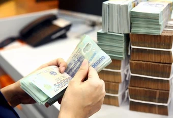 Bộ Chính trị thống nhất tăng lương cơ sở lên 2,53 triệu đồng từ 1/7