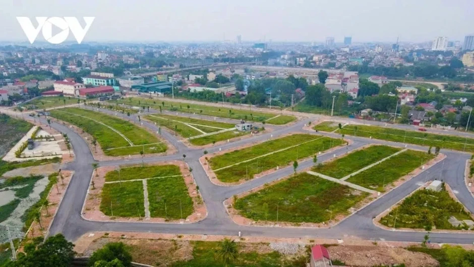 Bộ Chính trị yêu cầu sửa căn cơ chính sách đất đai, trình Hội nghị TƯ 3 xem xét Bộ Chính trị yêu cầu sửa căn cơ chính sách đất đai, trình Hội nghị TƯ 3 xem xét
