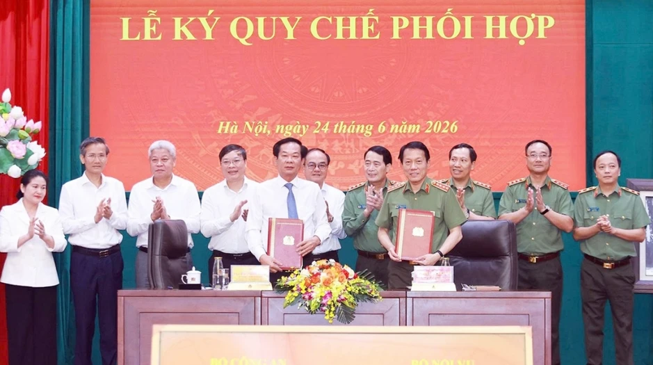 Bộ Công an và Bộ Nội vụ ký quy chế phối hợp Bộ Công an và Bộ Nội vụ ký quy chế phối hợp