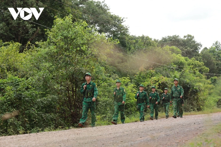 Bộ đội Biên phòng Đắk Lắk sẵn sàng bầu cử sớm Bộ đội Biên phòng Đắk Lắk sẵn sàng bầu cử sớm