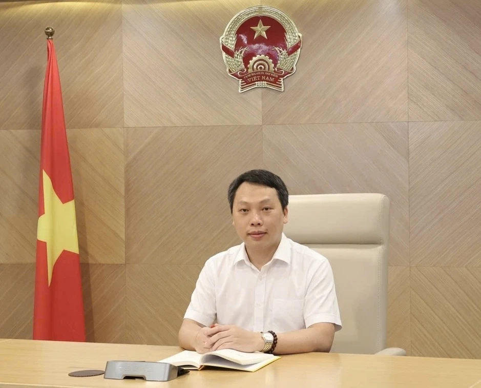 Bổ nhiệm ông Nguyễn Huy Dũng giữ chức Thứ trưởng Bộ Văn hóa, Thể thao và Du lịch Bổ nhiệm ông Nguyễn Huy Dũng giữ chức Thứ trưởng Bộ Văn hóa, Thể thao và Du lịch