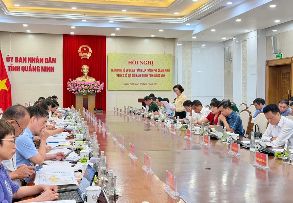 Bộ Nội vụ thống nhất thông qua hồ sơ thành lập thành phố Quảng Ninh Bộ Nội vụ thống nhất thông qua hồ sơ thành lập thành phố Quảng Ninh