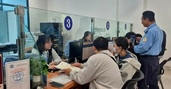 Bộ Nội vụ thông tin về tiền lương của cán bộ, công chức sau sắp xếp