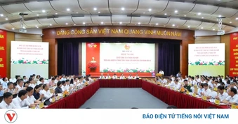 Bộ Nội vụ tiếp tục nghiên cứu, đề xuất phương án cải cách tiền lương theo lộ trình