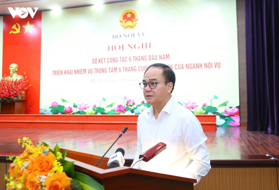 Bộ Nội vụ: Tiếp tục sắp xếp xã, phường chưa đạt chuẩn và nghiên cứu đô thị hạt nhân cấp xã Bộ Nội vụ: Tiếp tục sắp xếp xã, phường chưa đạt chuẩn và nghiên cứu đô thị hạt nhân cấp xã