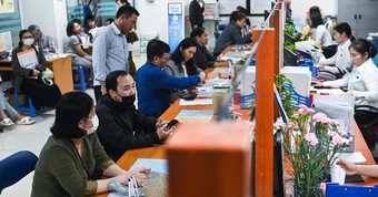 Bộ Nội vụ trả lời về trường hợp công chức được cộng thời gian hưởng phụ cấp lâu năm
