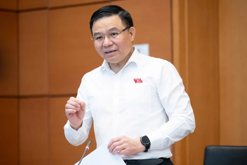 Bộ trưởng Công Thương nêu kịch bản đảm bảo xăng dầu nếu chiến tranh kéo dài Bộ trưởng Công Thương nêu kịch bản đảm bảo xăng dầu nếu chiến tranh kéo dài