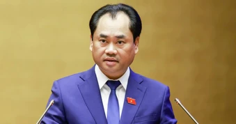 Bộ trưởng: “Đại biểu yên tâm, dân sẽ không mất quyền khi giao dịch đất đai”