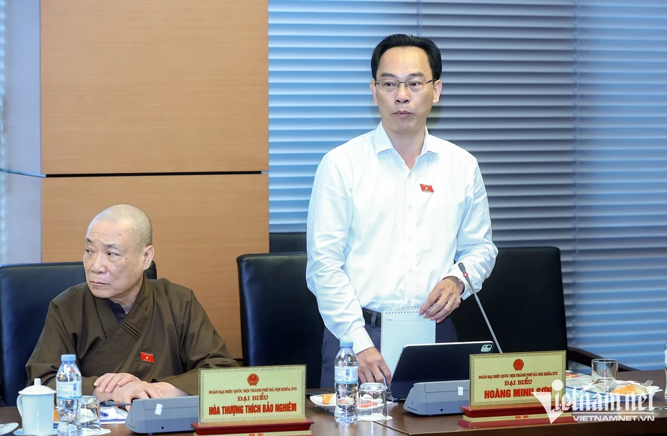 Bộ trưởng Hoàng Minh Sơn đề xuất có học bổng cho ngành trọng điểm Bộ trưởng Hoàng Minh Sơn đề xuất có học bổng cho ngành trọng điểm