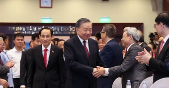 Bộ trưởng Lê Hoài Trung nói về trách nhiệm, vinh dự lịch sử của ngành Ngoại giao