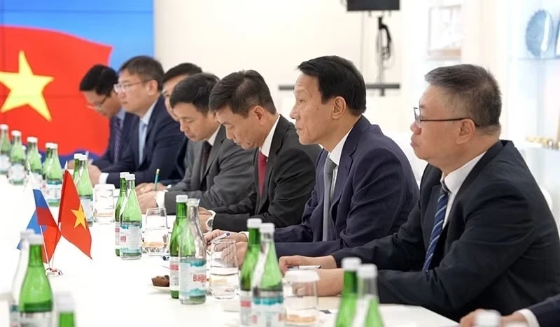 Bộ trưởng Lương Tam Quang hội đàm với Trợ lý Tổng thống Nga Nikolai Patrushev Bộ trưởng Lương Tam Quang hội đàm với Trợ lý Tổng thống Nga Nikolai Patrushev