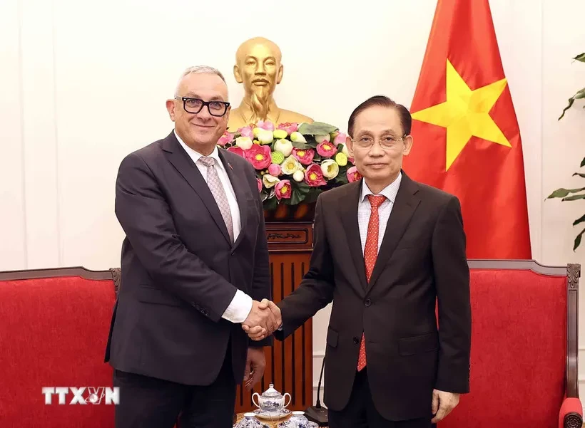 Bộ trưởng Ngoại giao hội đàm với Cao ủy Liên minh châu Âu về Đối tác quốc tế Bộ trưởng Ngoại giao hội đàm với Cao ủy Liên minh châu Âu về Đối tác quốc tế