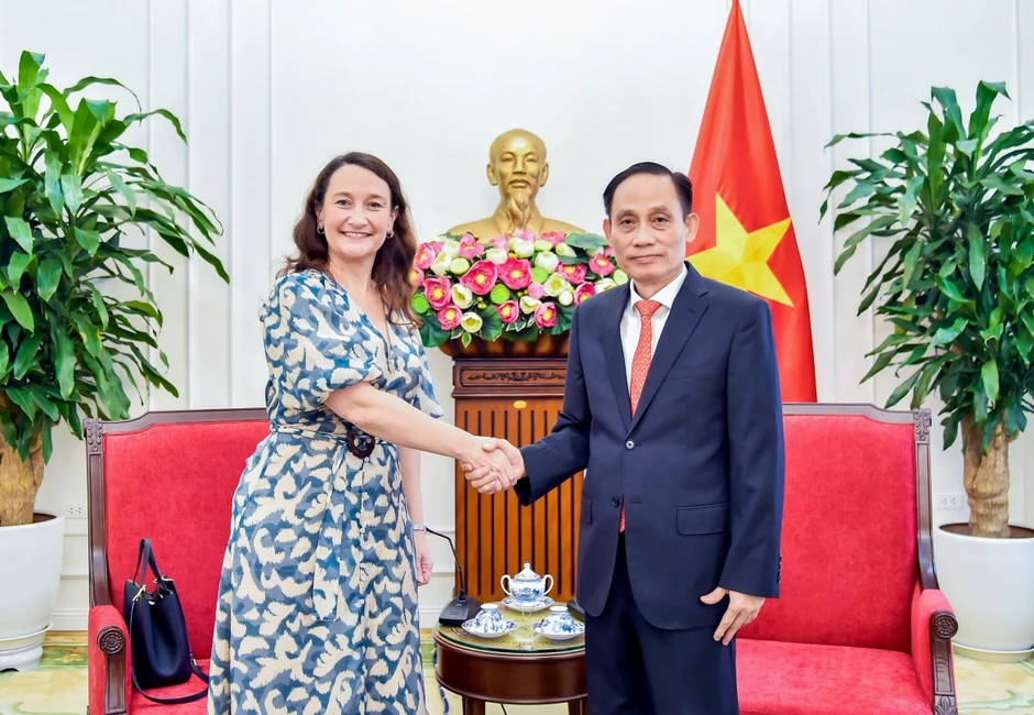 Bộ trưởng Ngoại giao Lê Hoài Trung tiếp Thứ trưởng Ngoại giao Uruguay Bộ trưởng Ngoại giao Lê Hoài Trung tiếp Thứ trưởng Ngoại giao Uruguay