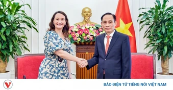 Bộ trưởng Ngoại giao Lê Hoài Trung tiếp Thứ trưởng Ngoại giao Uruguay