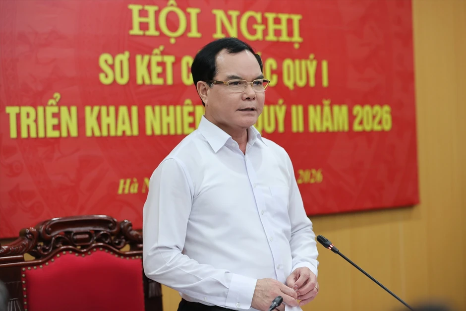 Bộ trưởng Nguyễn Đình Khang: Muốn làm tốt, cấp ủy phải đổi mới tư duy lãnh đạo Bộ trưởng Nguyễn Đình Khang: Muốn làm tốt, cấp ủy phải đổi mới tư duy lãnh đạo