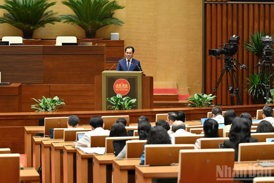 Bộ trưởng Nông nghiệp và Môi trường: Nhà nước bảo đảm quyền, lợi ích hợp pháp của người dân khi giao dịch đất đai Bộ trưởng Nông nghiệp và Môi trường: Nhà nước bảo đảm quyền, lợi ích hợp pháp của người dân khi giao dịch đất đai