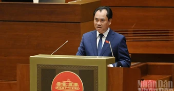 Bộ trưởng Nông nghiệp và Môi trường: Nhà nước bảo đảm quyền, lợi ích hợp pháp của người dân khi giao dịch đất đai