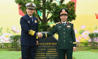 Bộ trưởng Quốc phòng Việt - Trung dự giao lưu tại Móng Cái