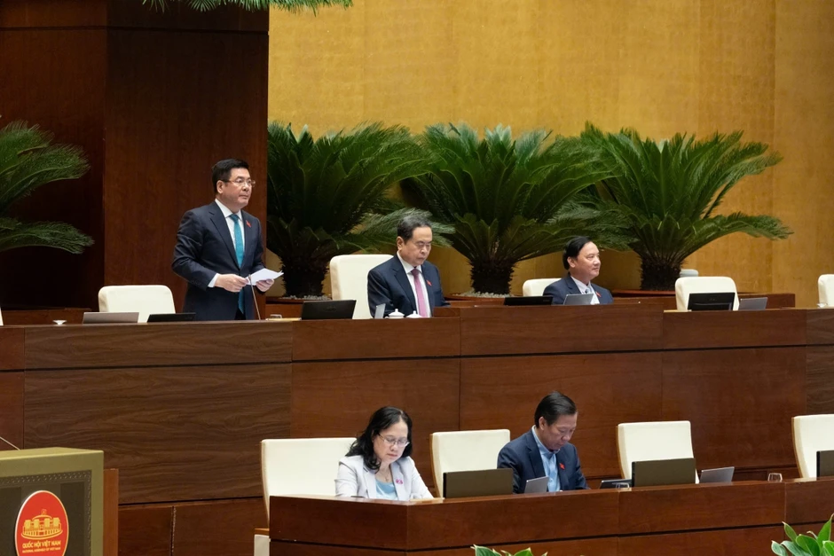 Bộ trưởng Trần Hồng Minh: Đường Vành đai 5 có 10 làn xe, tầm nhìn đến năm 2050 Bộ trưởng Trần Hồng Minh: Đường Vành đai 5 có 10 làn xe, tầm nhìn đến năm 2050