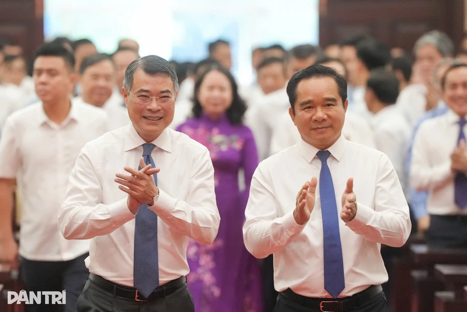 Bộ trưởng Xây dựng trả lời việc TPHCM muốn chuyển đổi dự án nhà ở Bộ trưởng Xây dựng trả lời việc TPHCM muốn chuyển đổi dự án nhà ở