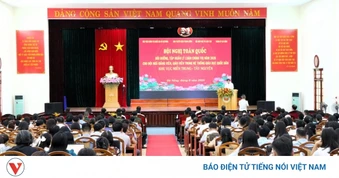 Bồi dưỡng lý luận chính trị cho giảng viên, giáo viên ở miền Trung - Tây Nguyên