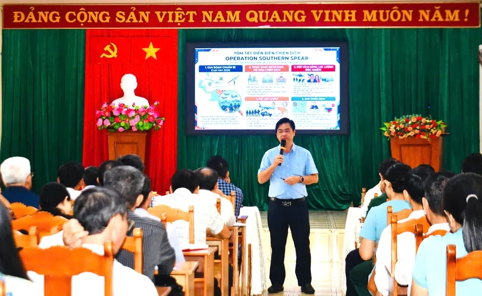 Bồi dưỡng nghiệp vụ cho đội ngũ tuyên truyền viên ở cơ sở Bồi dưỡng nghiệp vụ cho đội ngũ tuyên truyền viên ở cơ sở