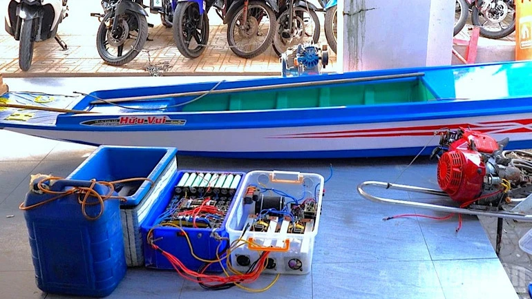 Cà Mau bảo vệ an toàn tuyệt đối cho hơn 1.600 khu vực bỏ phiếu Cà Mau bảo vệ an toàn tuyệt đối cho hơn 1.600 khu vực bỏ phiếu