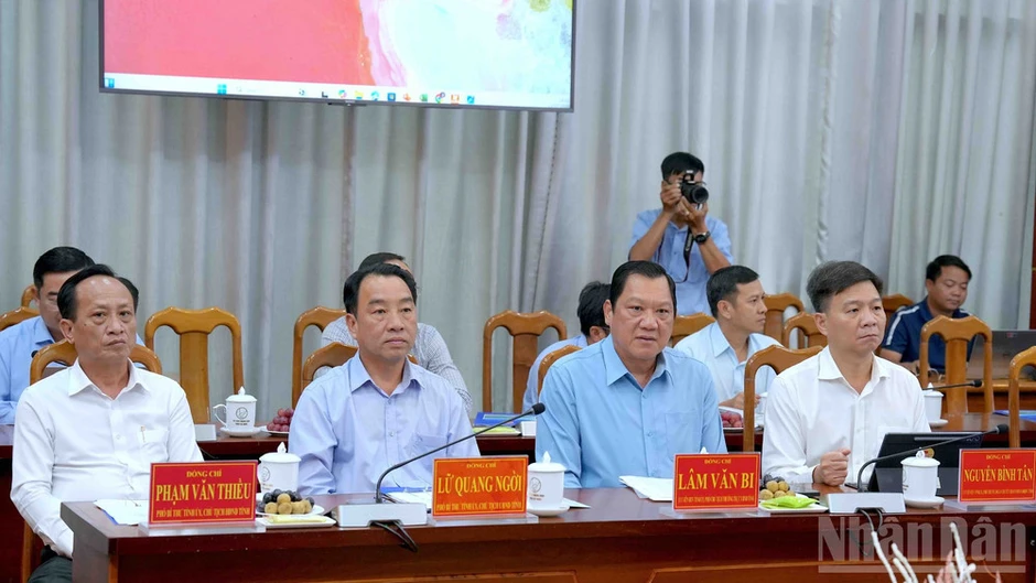 Cà Mau cần nỗ lực vượt khó để đạt tăng trưởng hai con số Cà Mau cần nỗ lực vượt khó để đạt tăng trưởng hai con số