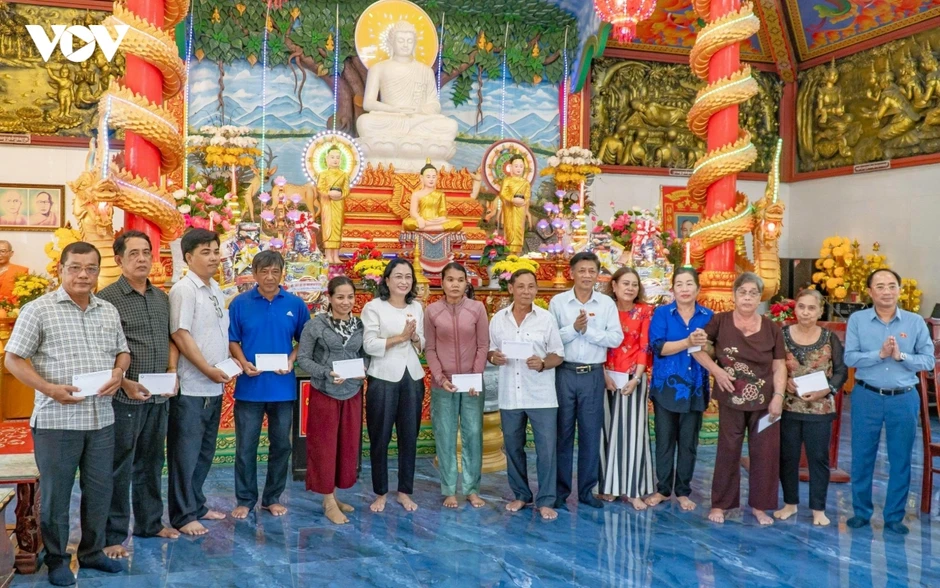 Cà Mau chú trọng phát triển đội ngũ cán bộ người dân tộc thiểu số Cà Mau chú trọng phát triển đội ngũ cán bộ người dân tộc thiểu số