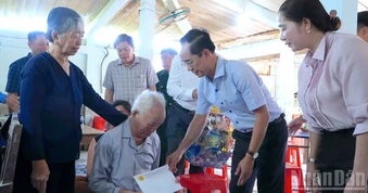 Cà Mau chung tay xoa dịu nỗi đau da cam