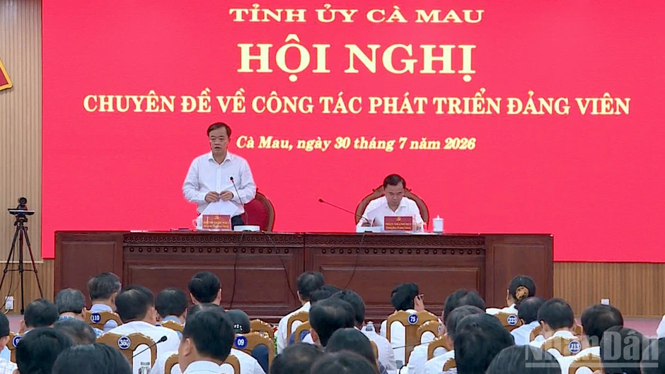 Cà Mau đẩy mạnh phát triển đảng viên cả về số lượng và chất lượng