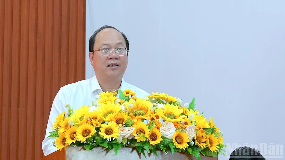 Cà Mau lắng nghe nhịp cầu nguyện vọng giữa cử tri và Quốc hội Cà Mau lắng nghe nhịp cầu nguyện vọng giữa cử tri và Quốc hội