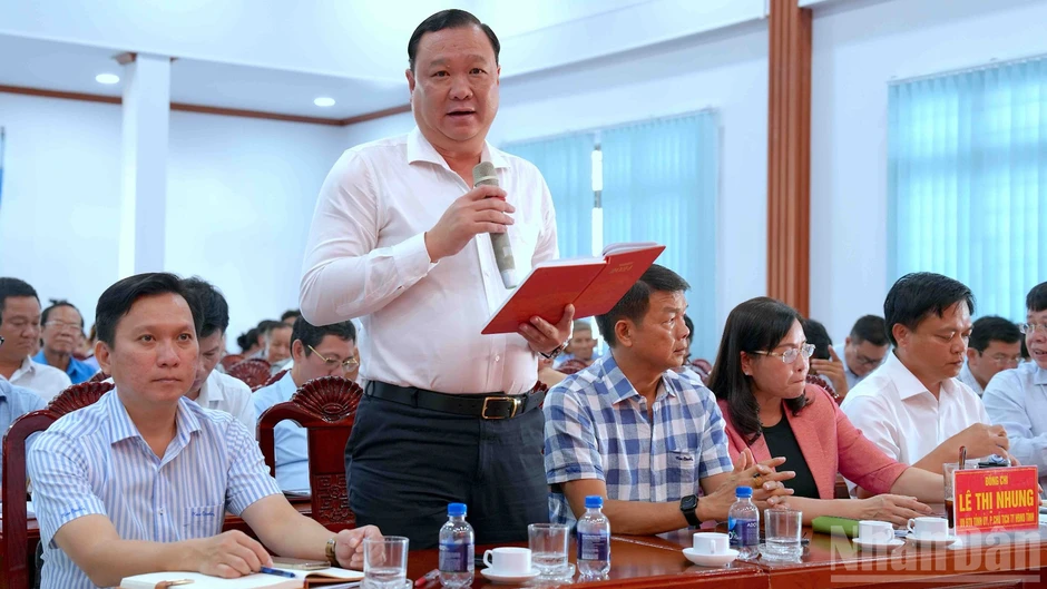 Cà Mau lắng nghe nhịp cầu nguyện vọng giữa cử tri và Quốc hội Cà Mau lắng nghe nhịp cầu nguyện vọng giữa cử tri và Quốc hội