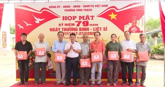 Cà Mau: Nhiều hoạt động ý nghĩa nhân kỷ niệm 79 năm Ngày Thương binh-Liệt sĩ