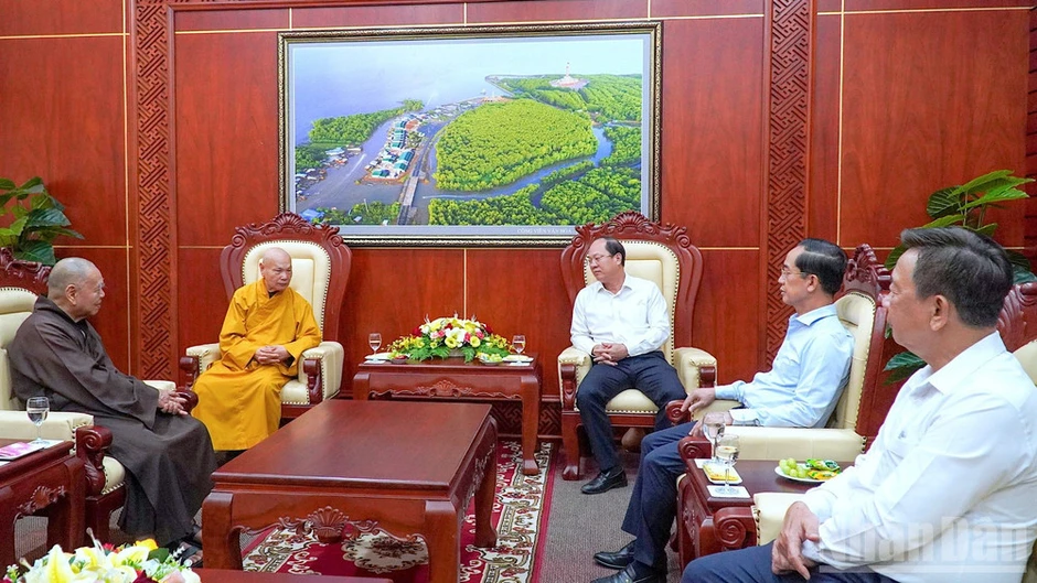 Cà Mau tạo mọi điều kiện thuận lợi cho các hoạt động của Phật giáo Cà Mau tạo mọi điều kiện thuận lợi cho các hoạt động của Phật giáo
