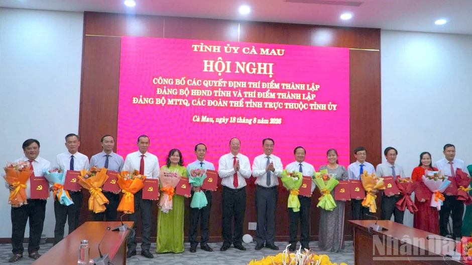 Cà Mau thành lập 2 đảng bộ trực thuộc Tỉnh ủy Cà Mau thành lập 2 đảng bộ trực thuộc Tỉnh ủy