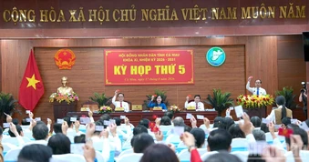 Cà Mau thông qua nhiều nghị quyết đặc thù, ưu tiên hỗ trợ học sinh
