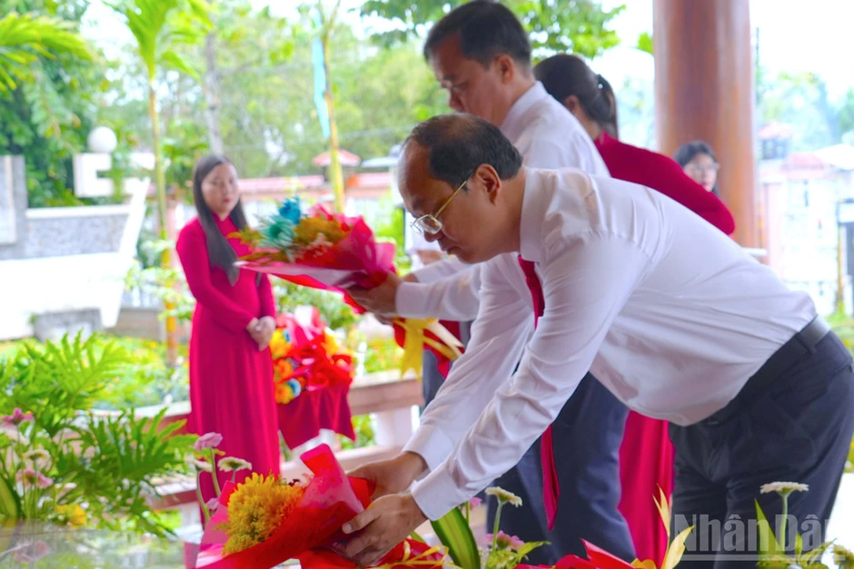 Cà Mau trọn vẹn nghĩa tình tri ân những người con ưu tú