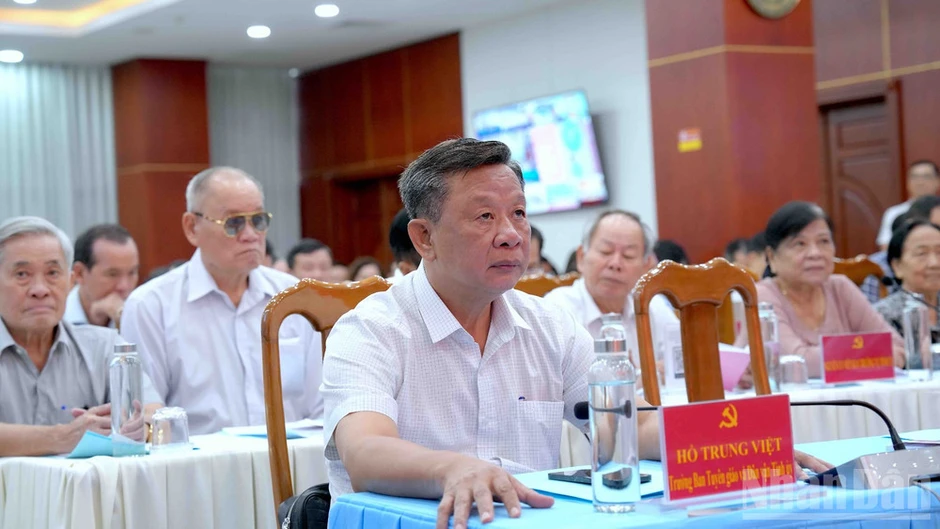 Cà Mau yêu cầu học theo Bác phải bằng sản phẩm, kết quả cụ thể Cà Mau yêu cầu học theo Bác phải bằng sản phẩm, kết quả cụ thể