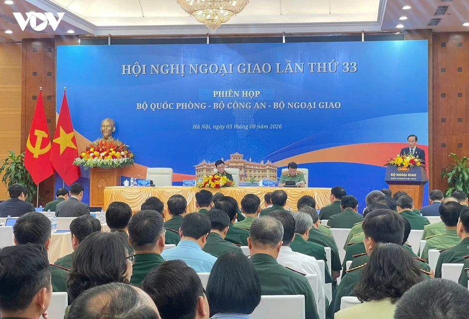 Các bộ Quốc phòng, Công an và Ngoại giao tạo thế trận bảo vệ Tổ quốc từ sớm, từ xa Các bộ Quốc phòng, Công an và Ngoại giao tạo thế trận bảo vệ Tổ quốc từ sớm, từ xa
