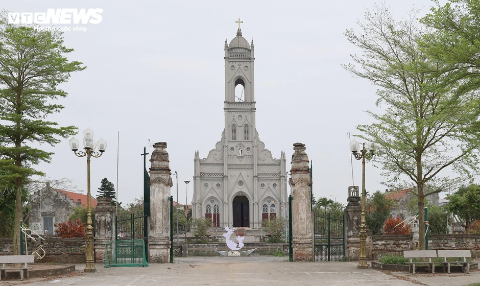 Các chùa, nhà thờ ở Hải Phòng đồng loạt gióng trống, thỉnh chuông ngày bầu cử Các chùa, nhà thờ ở Hải Phòng đồng loạt gióng trống, thỉnh chuông ngày bầu cử
