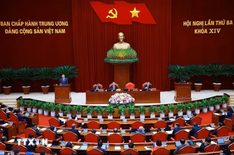 Các quyết sách của Trung ương phải tạo ra 4 bước chuyển chiến lược Các quyết sách của Trung ương phải tạo ra 4 bước chuyển chiến lược