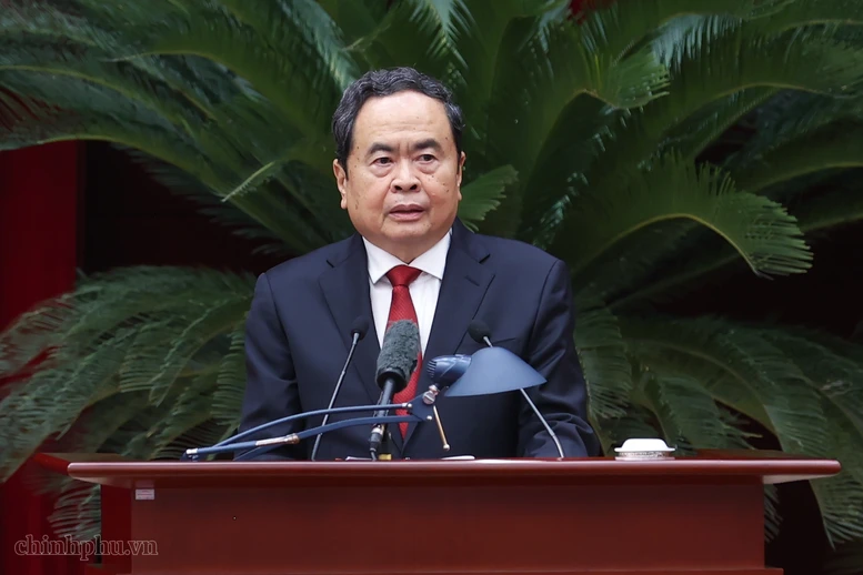 Các quyết sách được Trung ương thông qua phải tạo ra 4 bước chuyển chiến lược Các quyết sách được Trung ương thông qua phải tạo ra 4 bước chuyển chiến lược