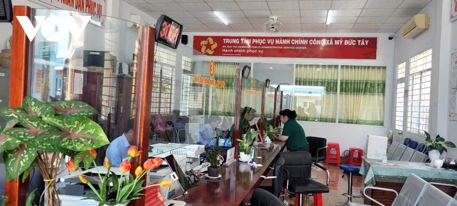 Cán bộ cơ sở Đồng Tháp: Những nỗ lực thầm lặng sau sáp nhập