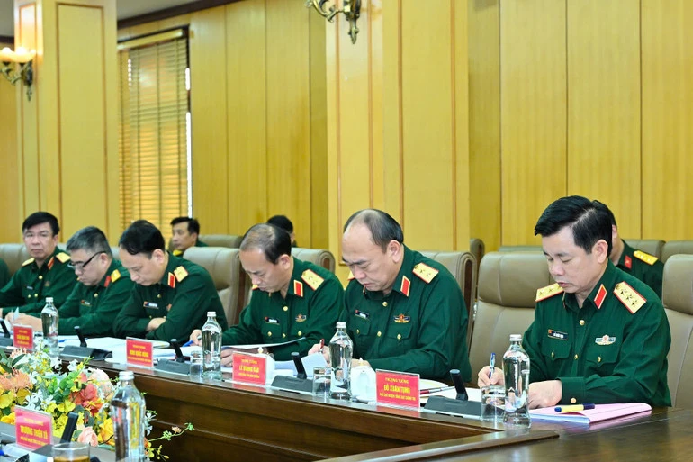 Cần có tư duy đột phá trong thu hút, trọng dụng nhân tài trong Quân đội Cần có tư duy đột phá trong thu hút, trọng dụng nhân tài trong Quân đội